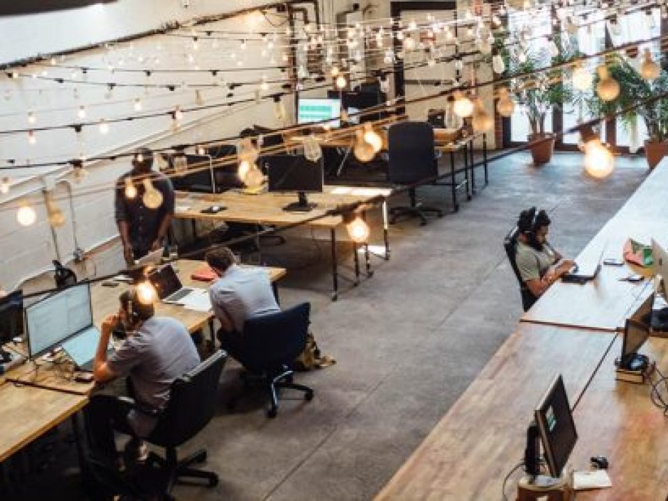 Moderne Bürokonzepte, die dem heutigen Arbeitsleben entsprechen