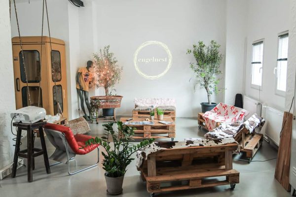 Engelnest – Ehemaliges Palettenlager als Coworking Space