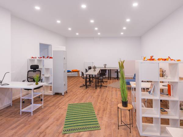 Ruhiger Coworking Space im schönen Altbau in Berlin-Tempelhof — Bild 1