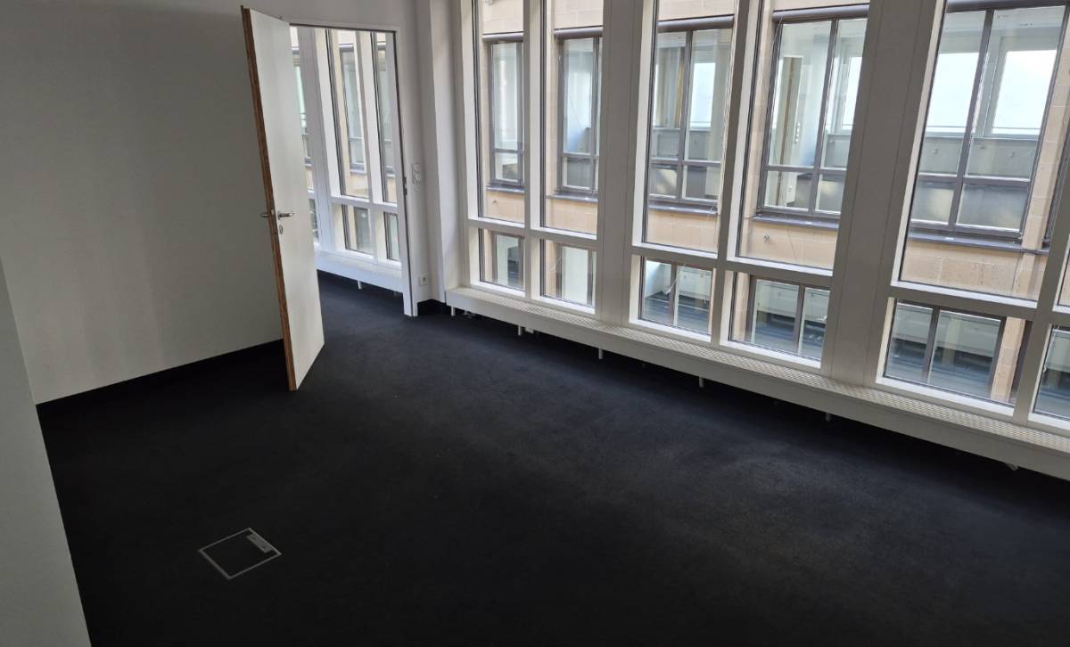 Sehr helle, moderne Bürogemeinschaft in München-Altstadt