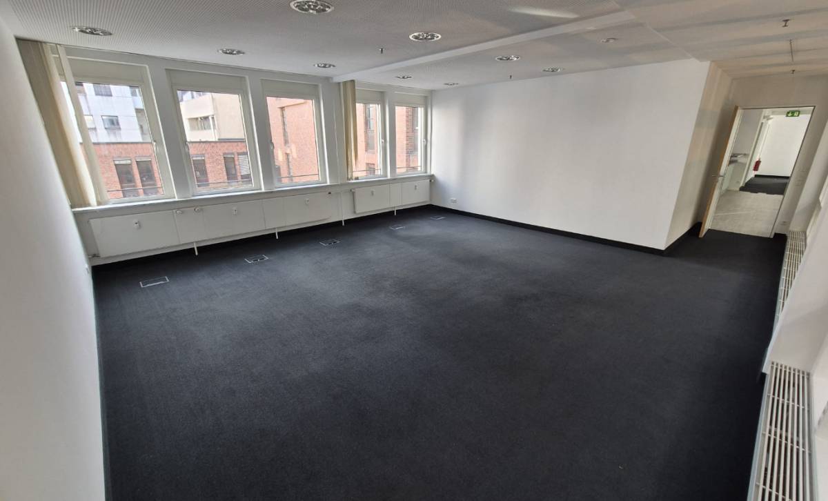 Sehr helle, moderne Bürogemeinschaft in München-Altstadt