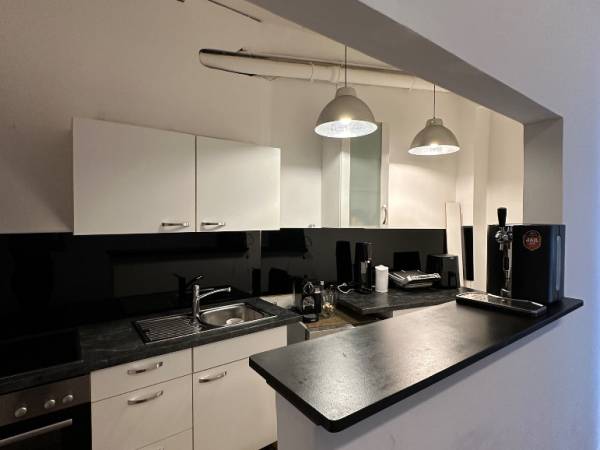Charmante Bürogemeinschaft im modernen Loft Flair in Stuttgart-Mitte — Bild 3