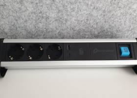 Energieleiste mit USB-Anschlüssen