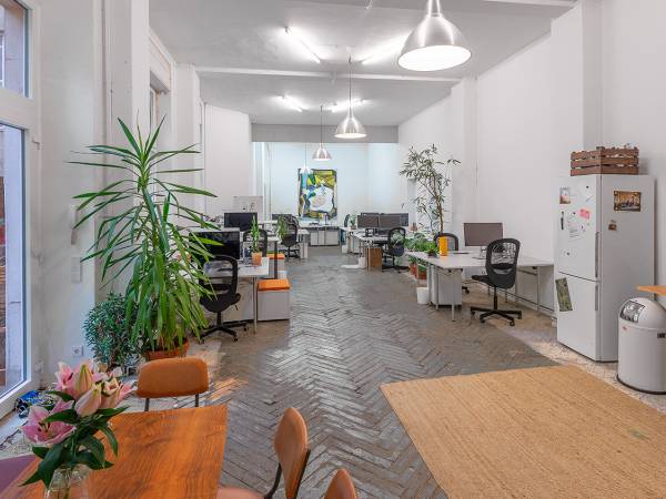 Helle Bürogemeinschaft in ruhigem Innenhof in Berlin-Kreuzberg — Bild 5