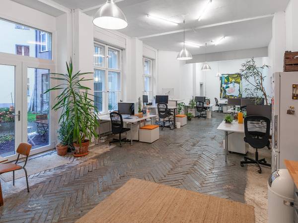 Helle Bürogemeinschaft in ruhigem Innenhof in Berlin-Kreuzberg — Bild 6
