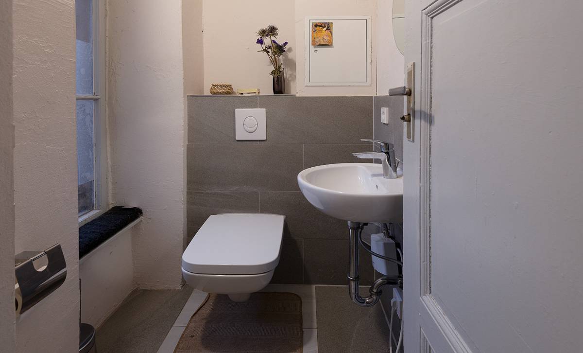 WC