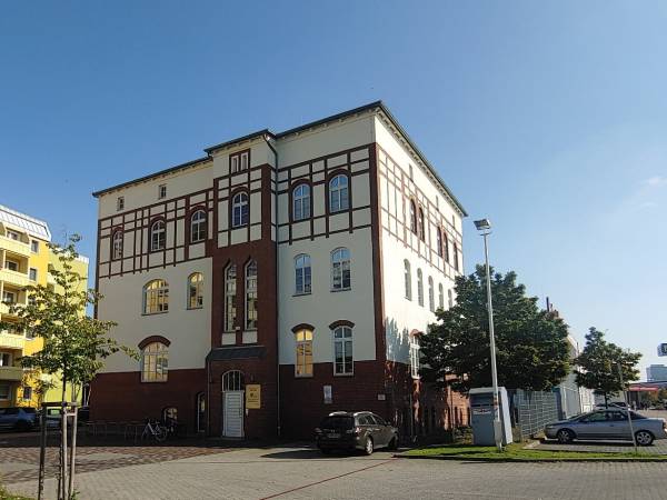 Abschließbares Büro in Berlin (Friedrichshain) – Repräsentative Bürofläche im schönen Altbau in Berlin-Friedrichshain — Bild 1
