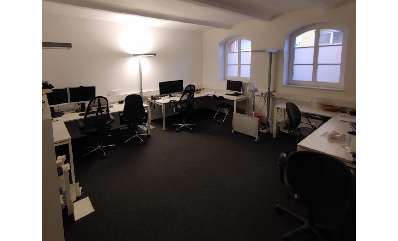Büro auf Zeit Straße der Pariser Kommune Berlin Berlin
