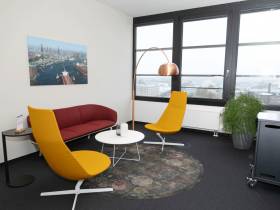 Über den Dächern von Hamburg -Plätze zu vermieten