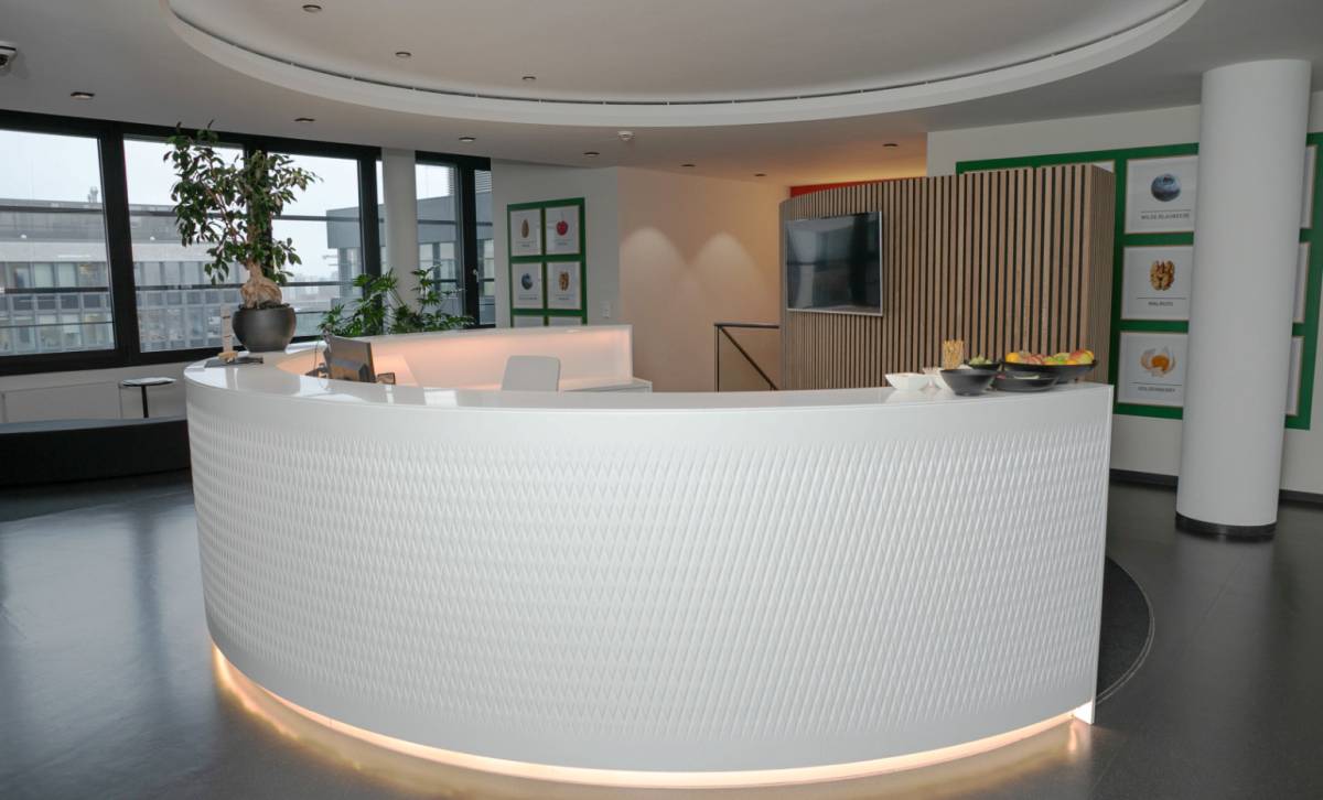 Ruhige Bürogemeinschaft mit Hamburg-Blick in Hammerbrook