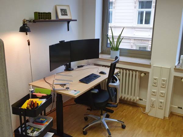 Schreibtischplatz in Köln (Altstadt-Nord) – Kreative Bürogemeinschaft in Köln-Altstadt-Nord — Bild 1
