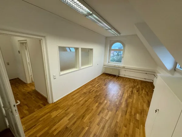 Abschließbares Büro in Leverkusen (Opladen) – Moderne Bürogemeinschaft & Coworking in Leverkusen-Opladen — Bild 2