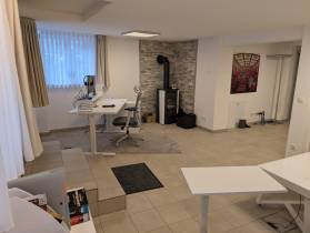 Nobler Büro- und Besprechungsraum mit Vollausstattung inkl. Küche + Dusche