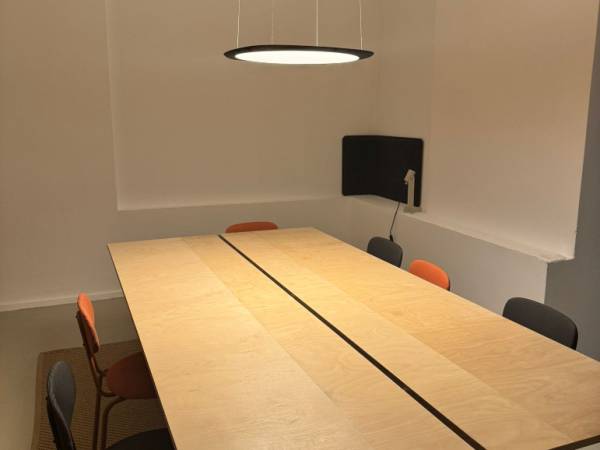 Schreibtischplatz in Berlin (Kreuzberg) – Kreativer Arbeitsplatz in Bürogemeinschaft im Herzen von — Bild 2