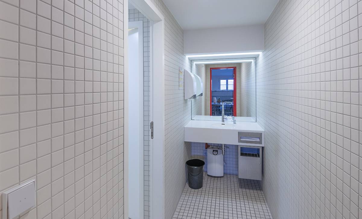 WC