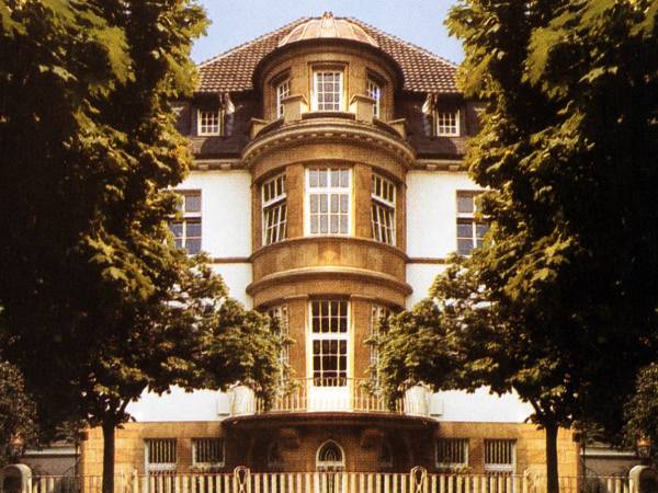 Bürogemeinschaft in attraktiver Villenlage in Köln-Innenstadt — Bild 1