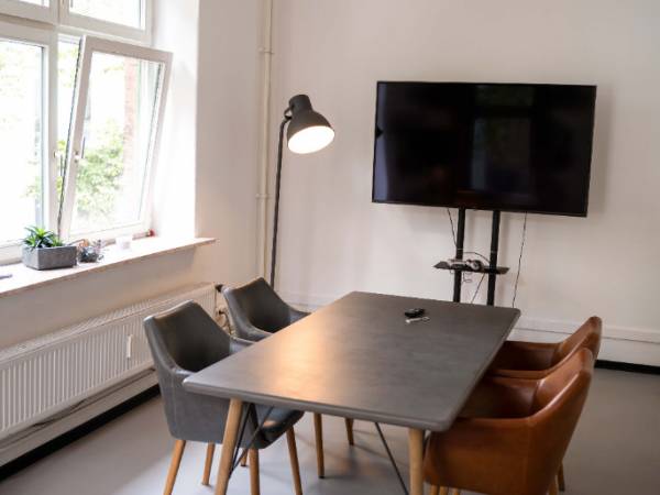 Loft Office Arbeitsplatz in Eppendorf — Bild 7