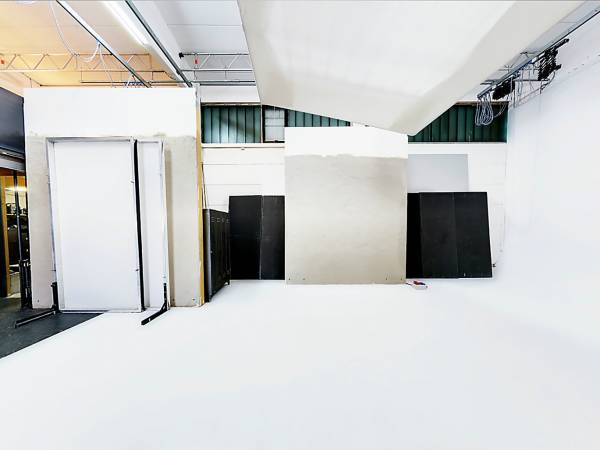 Kreative Bürogemeinschaft mit Foto Film Studio in Garching b.München — Bild 3