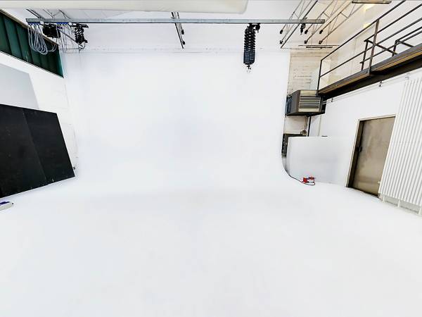 Kreative Bürogemeinschaft mit Foto Film Studio in Garching b.München — Bild 5
