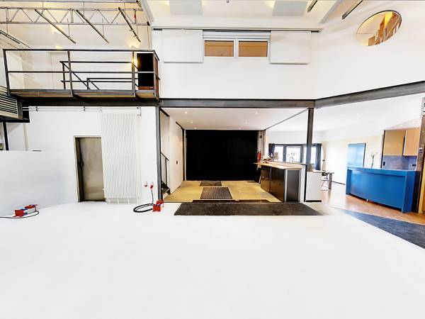 Kreative Bürogemeinschaft mit Foto Film Studio in Garching b.München — Bild 7