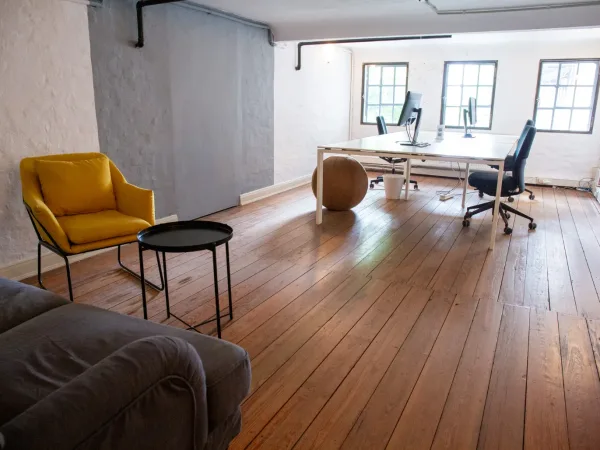 Schreibtischplatz in Hamburg (Ottensen) – Helles Büro-Loft in kreativer Bürogemeinschaft in Hamburg-Ottensen — Bild 5