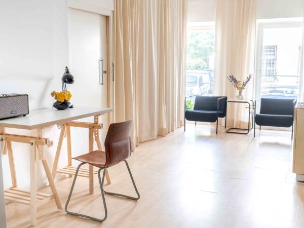 Abschließbares Büro in München (Ludwigsvorstadt-Isarvorstadt) – Kreative Bürogemeinschaft mit Film- & Fotostudio in München — Bild 6