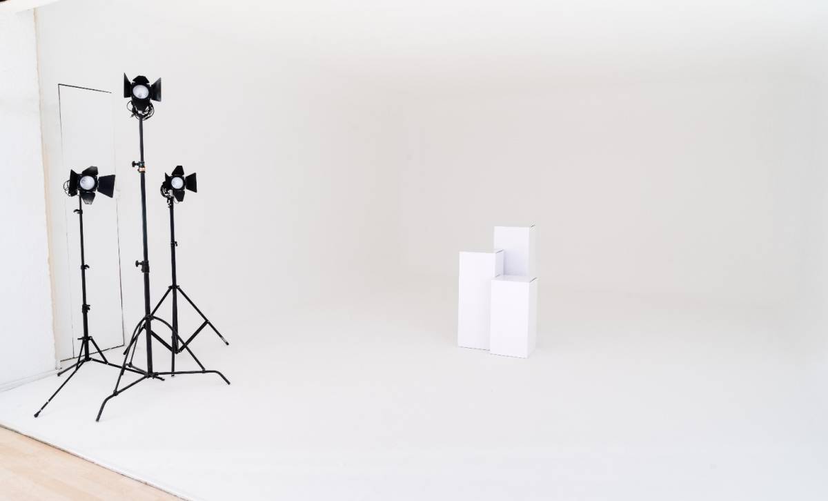 Whitecube mit Kobold Dauerfilmlicht