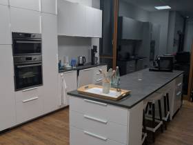 Premium-Arbeitsumgebung in Saarbrücken