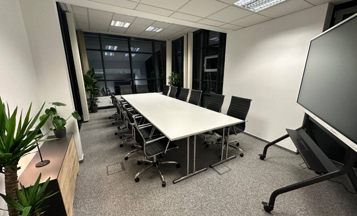 meetingRoom