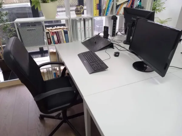 Abschließbares Büro in Wuppertal (Ronsdorf Mitte-Nord) – Gemütliche Bürogemeinschaft im Altbau in Wuppertal-Ronsdorf — Bild 2