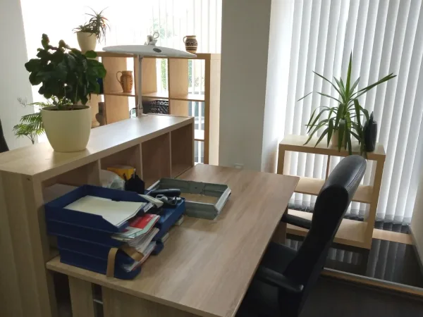 Abschließbares Büro in Wuppertal (Ronsdorf Mitte-Nord) – Gemütliche Bürogemeinschaft im Altbau in Wuppertal-Ronsdorf — Bild 3