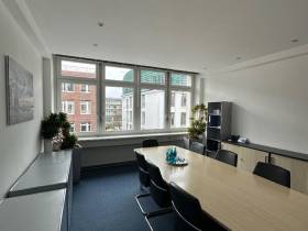 Untermiete / Bürogemeinschaft / Privater schöner Büroraum