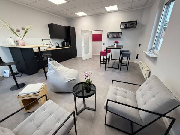 Moderne Bürofläche in traditionsreichem Gebäude in München-Moosach — Bild 4