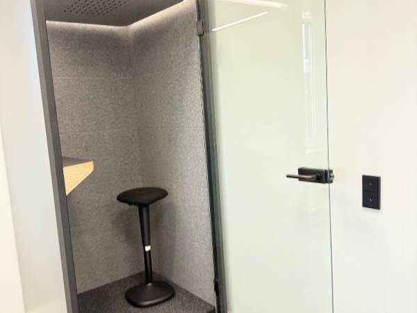 Moderne Bürofläche in traditionsreichem Gebäude in München-Moosach — Bild 6