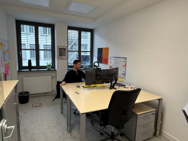 Kreative Bürogemeinschaft in der Frankfurter Altstadt — Bild 4