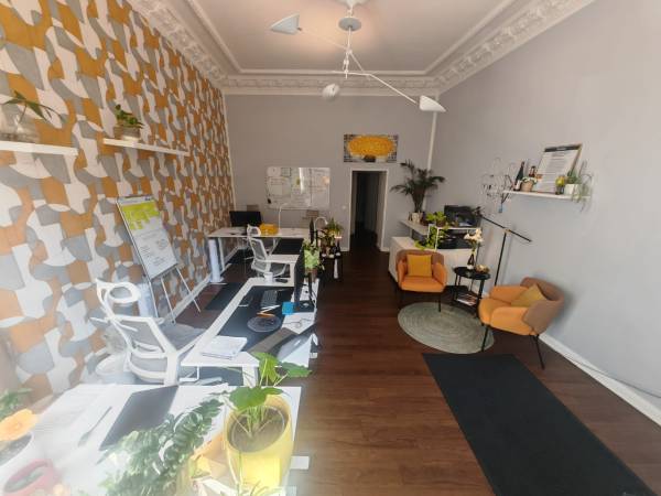 Bürofläche in Berlin (Kreuzberg) – Lichtdurchflutetes Büro in inspirierender Bürogemeinschaft in Berlin — Bild 8