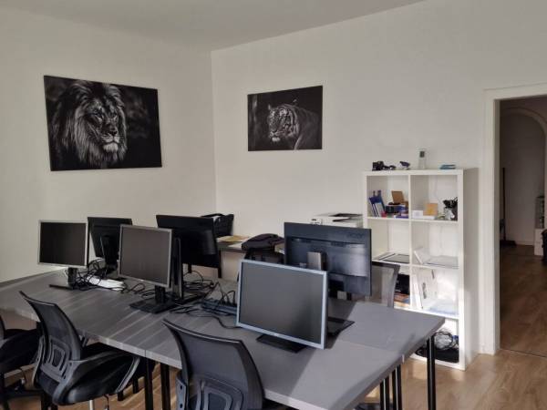 Zentrale Bürogemeinschaft mit Firmensitz in Leverkusen-Küppersteg — Bild 1