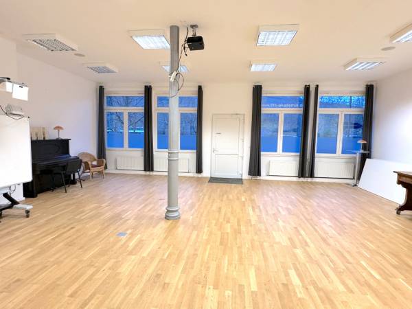 Heller, vielseitiger Grossraum / Saal in Bingen am Rhein Innenstadt — Bild 1
