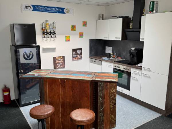 Moderner Arbeitsplatz in Bürogemeinschaft mit Lounge in Holzgerlingen — Bild 5