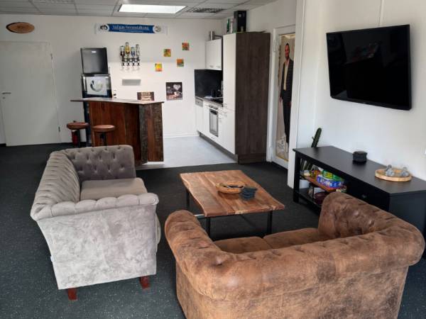 Moderner Arbeitsplatz in Bürogemeinschaft mit Lounge in Holzgerlingen — Bild 6