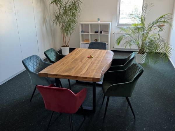 Moderner Arbeitsplatz in Bürogemeinschaft mit Lounge in Holzgerlingen — Bild 8