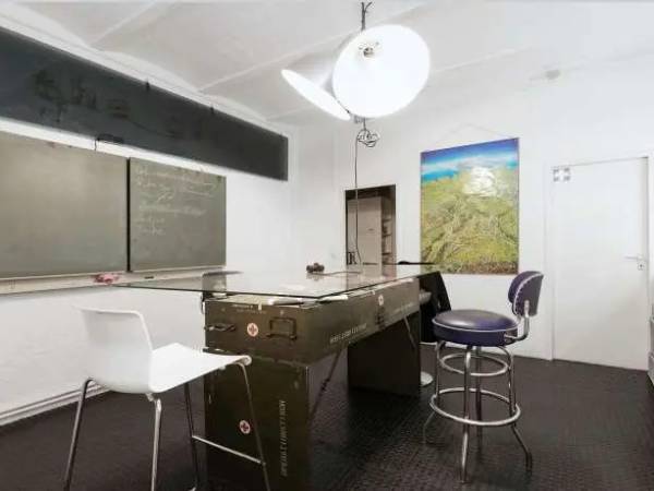 Abschließbares Büro in Berlin (Charlottenburg) – Ruhiger Büroraum in charmanter Remise in Berlin-Charlottenburg — Bild 3