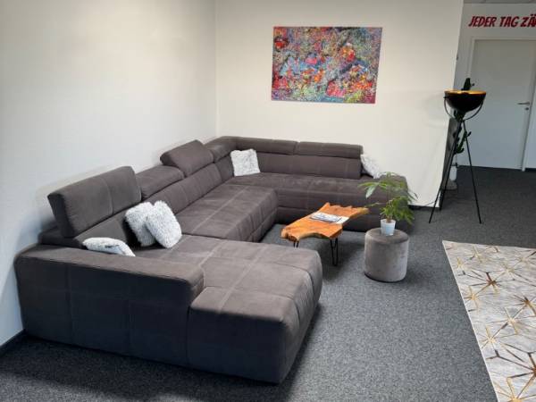 Moderner Arbeitsplatz in Bürogemeinschaft mit Lounge in Holzgerlingen — Bild 3