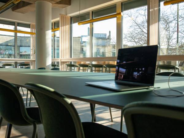 Inspirierender Coworking Space und private Büros in — Bild 2