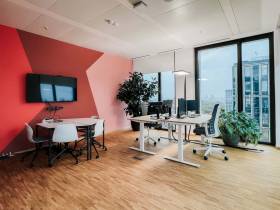 Moderne Büros und flexible Arbeitsplätze Lindenhof