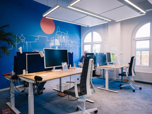 Moderne Büros und flexible Arbeitsplätze im Quartier Hornbach — Bild 1