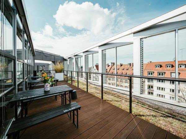 Moderne Büros und flexible Arbeitsplätze in der Theresienhöhe — Bild 5