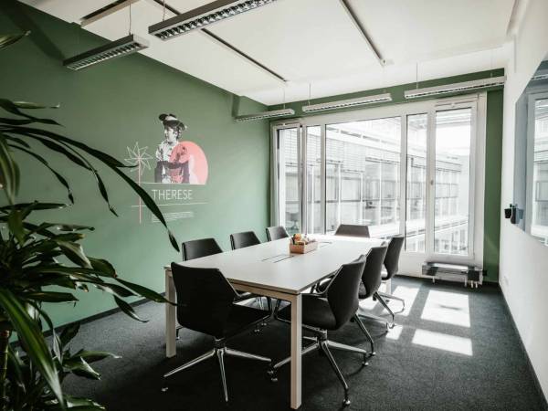 Moderne Büros und flexible Arbeitsplätze in der Theresienhöhe — Bild 6