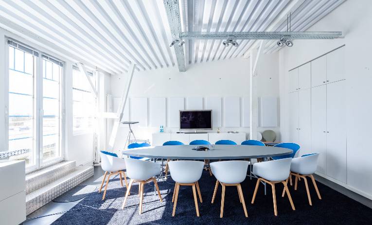 Helle Bürogemeinschaft mit Dachterrasse in Hamburg-Winterhude