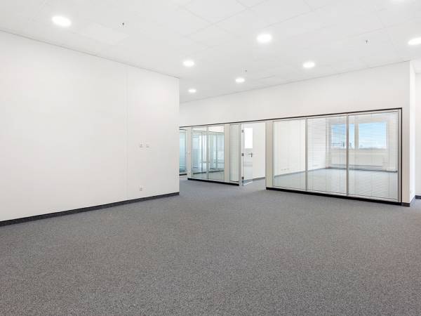 Helle Bürofläche mit Dachterrasse in München-Schwabing-Freimann — Bild 3